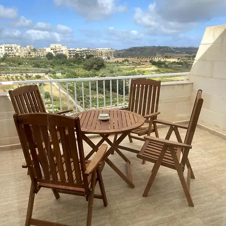 Luxury Valley Views B11 * Xagħra