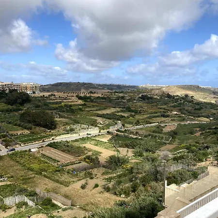 Luxury Valley Views B11