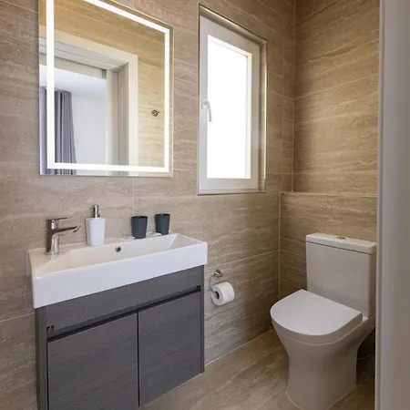 Luxury Valley Views B11 Apartment