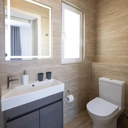 Luxury Valley Views B11 Apartment