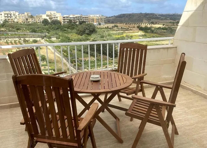 Luxury Valley Views B11 * Xagħra