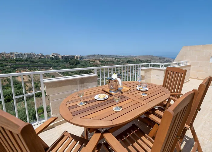 Luxury Valley Views B11 * Xagħra